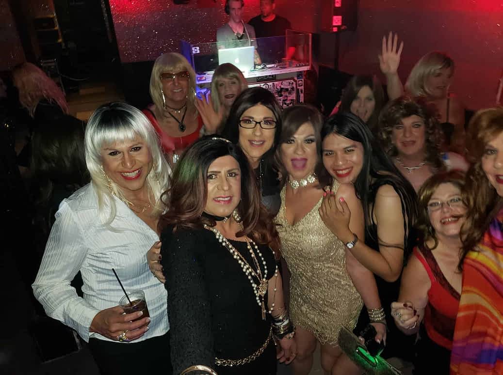 Las Vegas Out With The Girls Crossdresser Heaven 