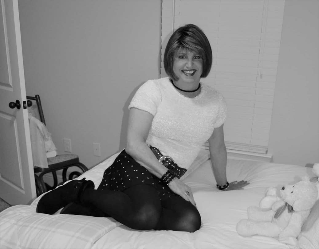 me-in-bed-with-my-teddy-crossdresser-heaven