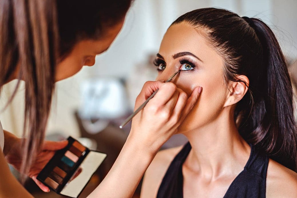Professional Makeup Advice for Crossdressers