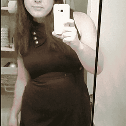 New photo and a new dress! How do I look? :D