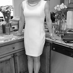 Even An All White Dress Looks Super in Black and White Pics!