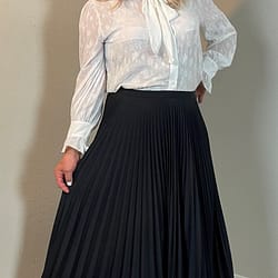 Victorian Spinster and/or School Marme Look?