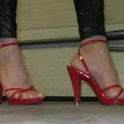 New red sandals