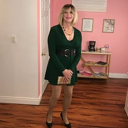 Blonde Kendra in her green dress on St Patrick’s day