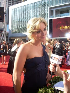 Jane_Krakowski_at_the_2008_Emmys_red_carpet.jpg