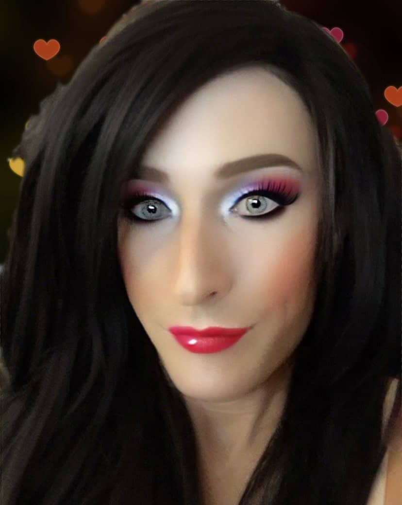 Selfie – Crossdresser Heaven