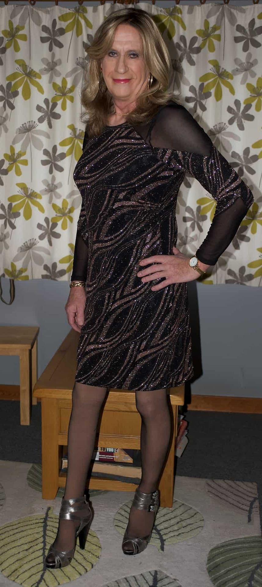 This is the dress I was wearing at the last visit to Pink Punters ...