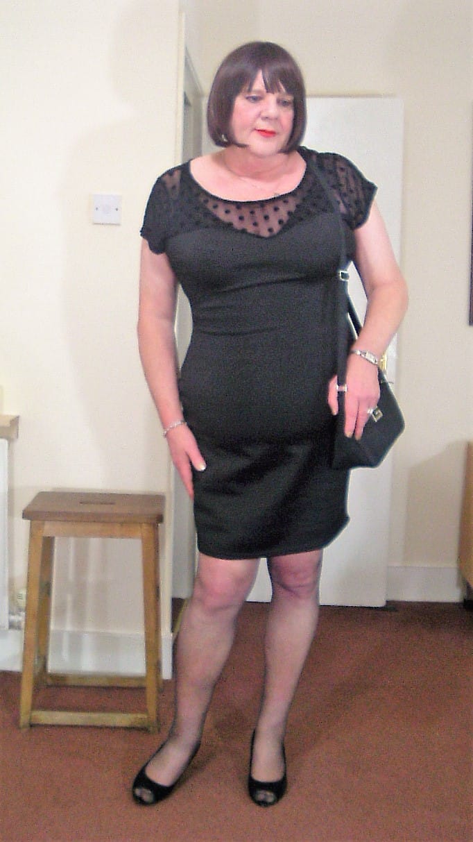 ‘Bored’ – Crossdresser Heaven