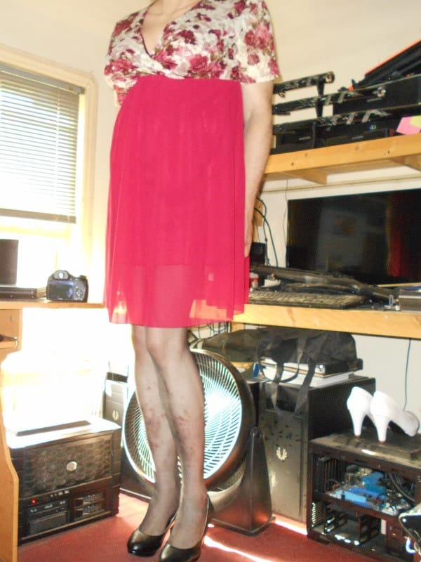 Red Dress Crossdresser Heaven 