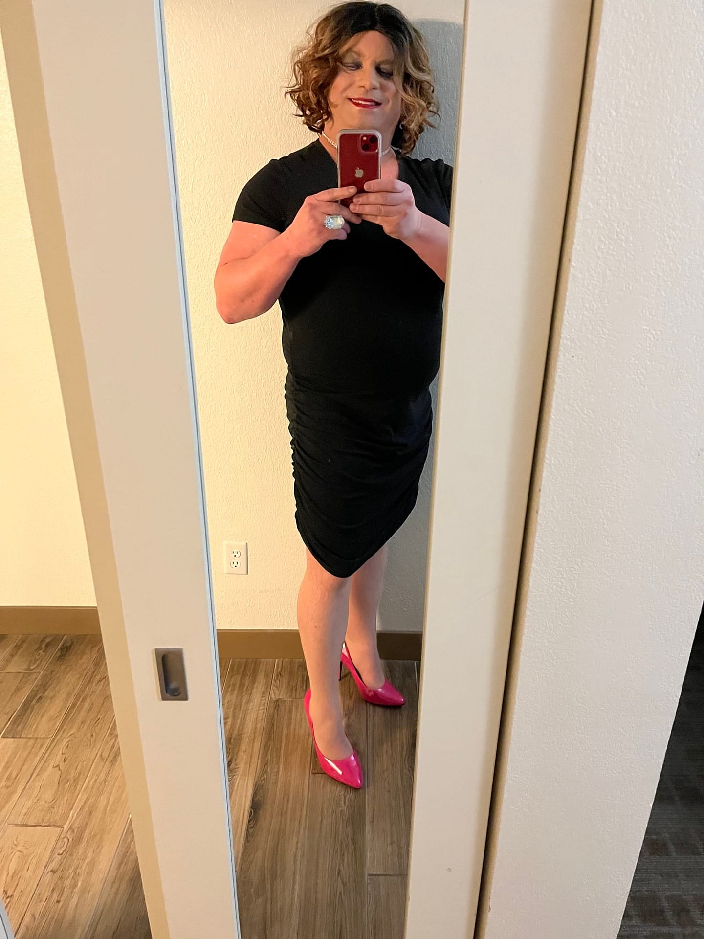 New LBD – Crossdresser Heaven