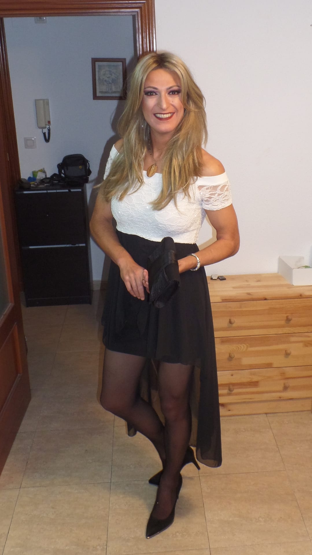 Posing Just For You – Crossdresser Heaven